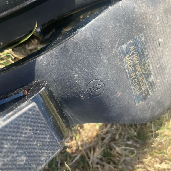 Fashion Nova Black Patent Geometric Block Heel Lace-Up Sandals - Picture 5 of 5